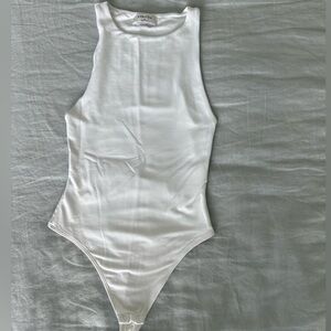 Aritzia babaton white contour 90s body suit